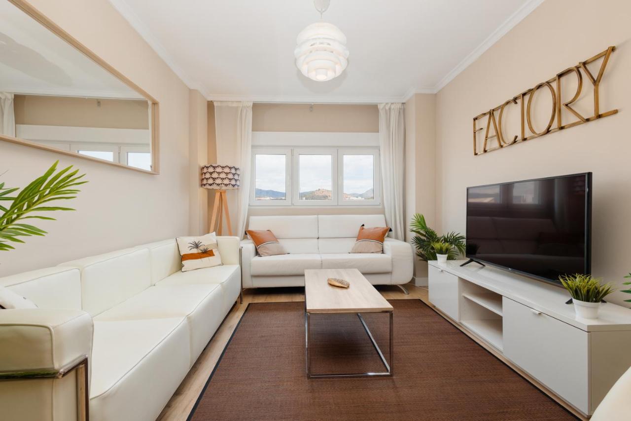 In The Historic Center Of Malaga, Very Close To The Beach And The Ave Train Station, With Private Parking المظهر الخارجي الصورة