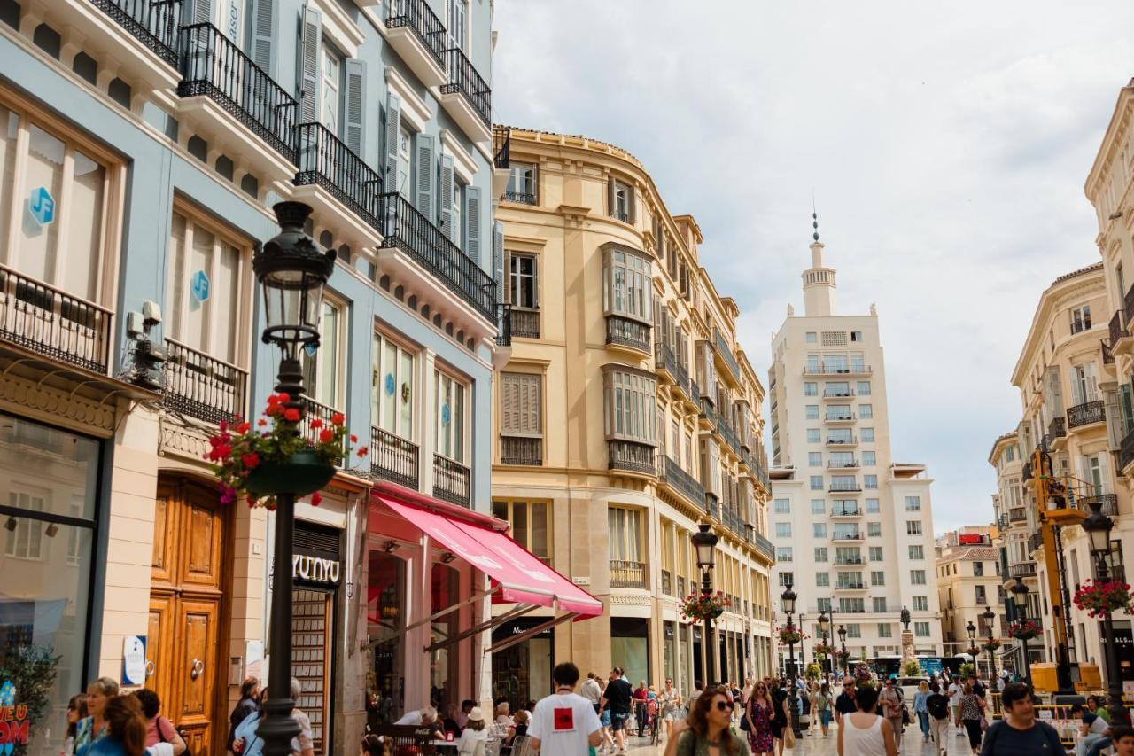 In The Historic Center Of Malaga, Very Close To The Beach And The Ave Train Station, With Private Parking المظهر الخارجي الصورة