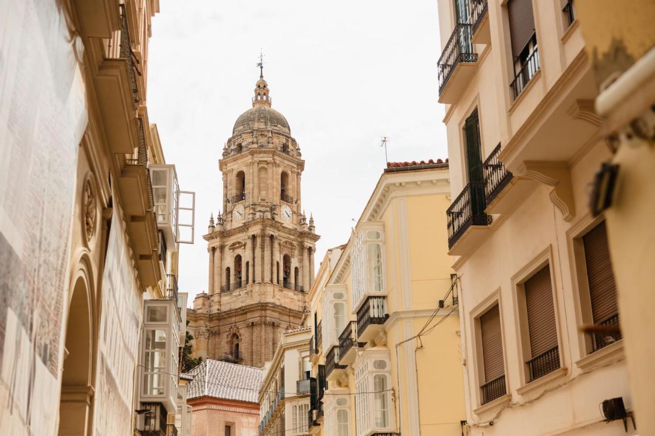 In The Historic Center Of Malaga, Very Close To The Beach And The Ave Train Station, With Private Parking المظهر الخارجي الصورة